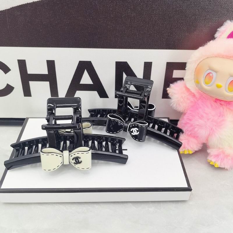 Chanel Hair Grab Clip dx13